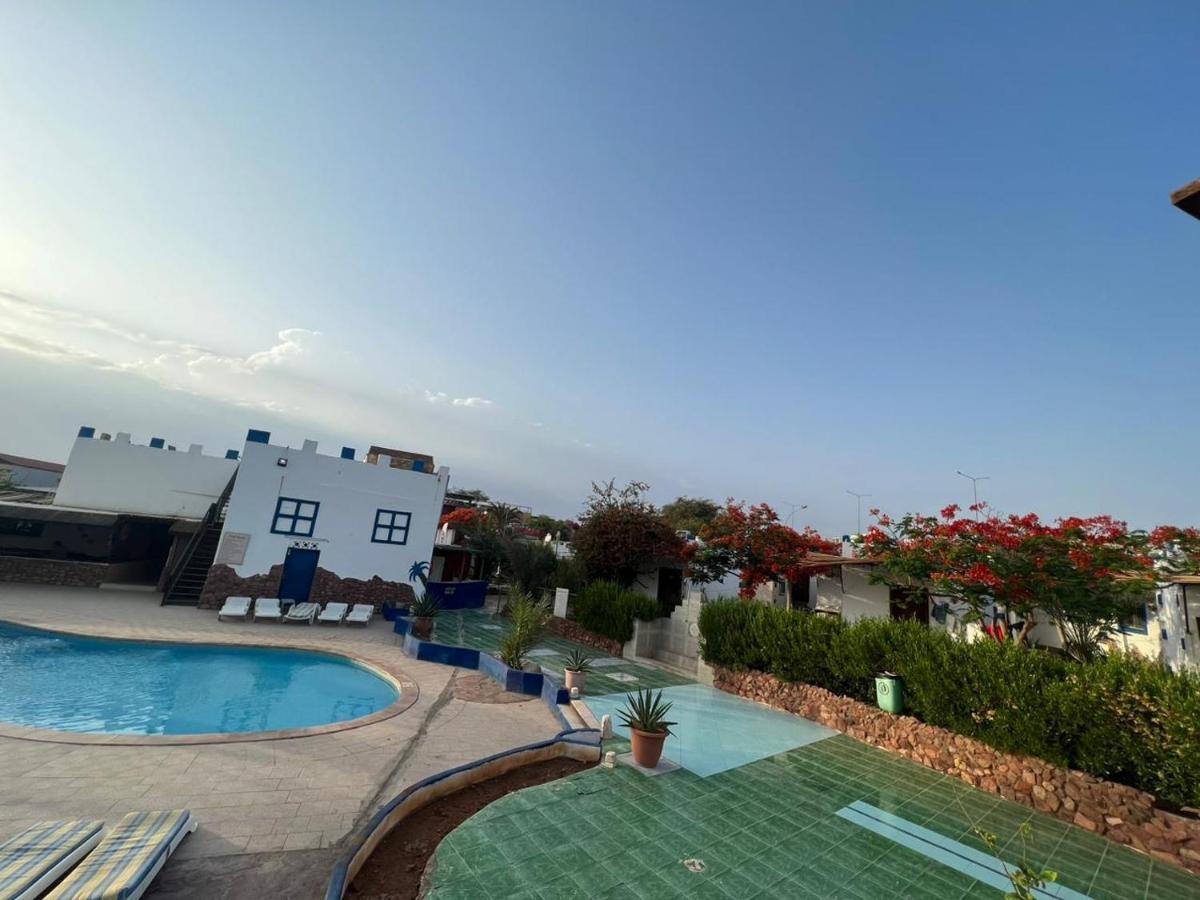 Bedouins Village Inn *