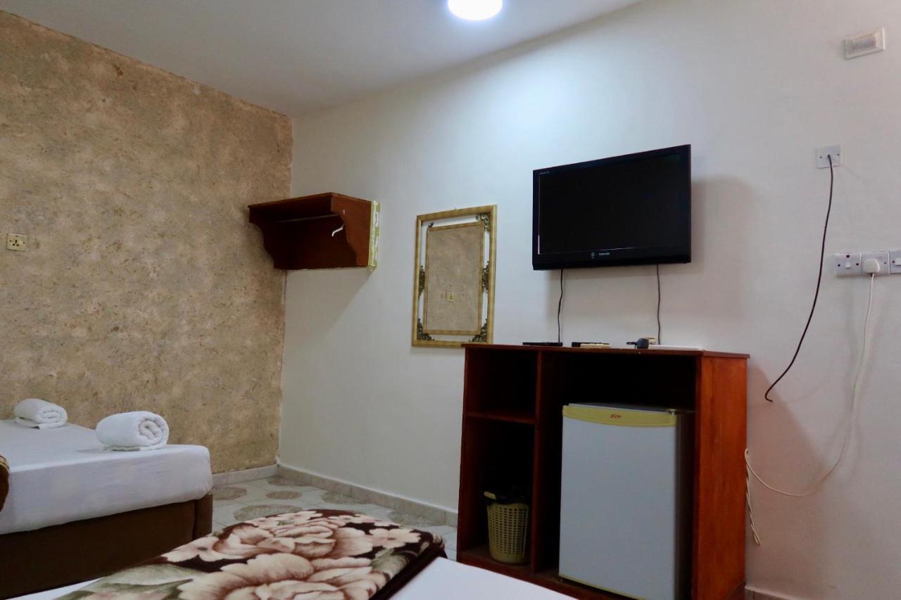 Bedouins Village Inn *